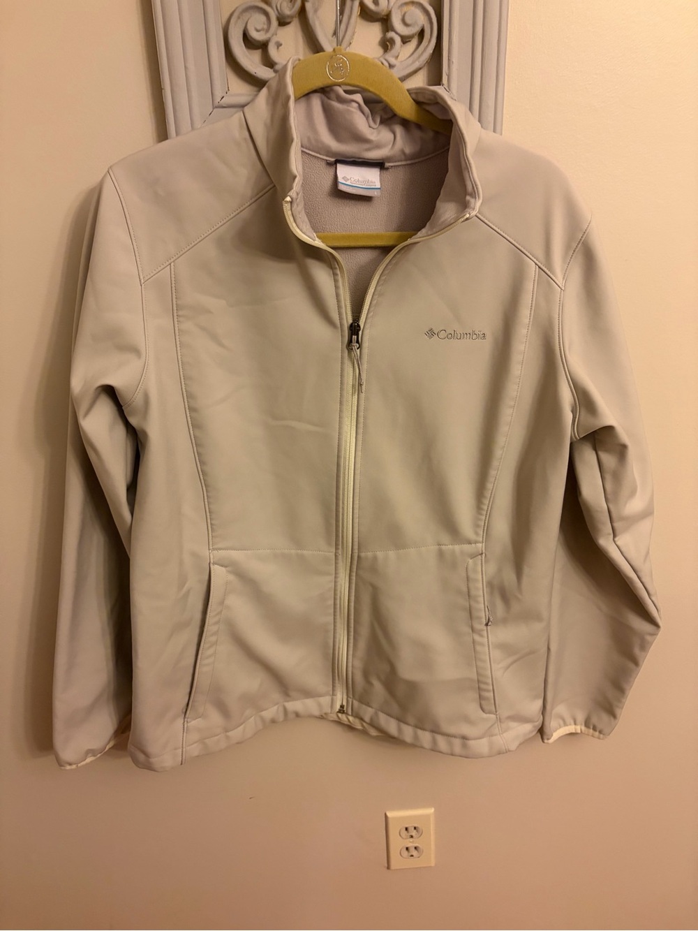 Columbia Women's Grey Softshell Kruser Ridge Jacket